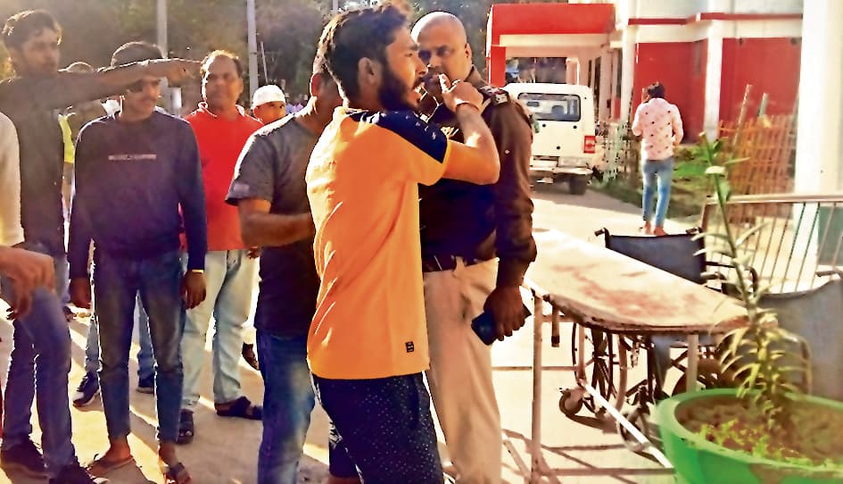 Bihar News: सरकारी स्कूल है या कार ट्रेनिंग सेंटर? ड्राइविंग सीखने के चक्कर में छात्रों को रौंद डाला, एक की मौत
