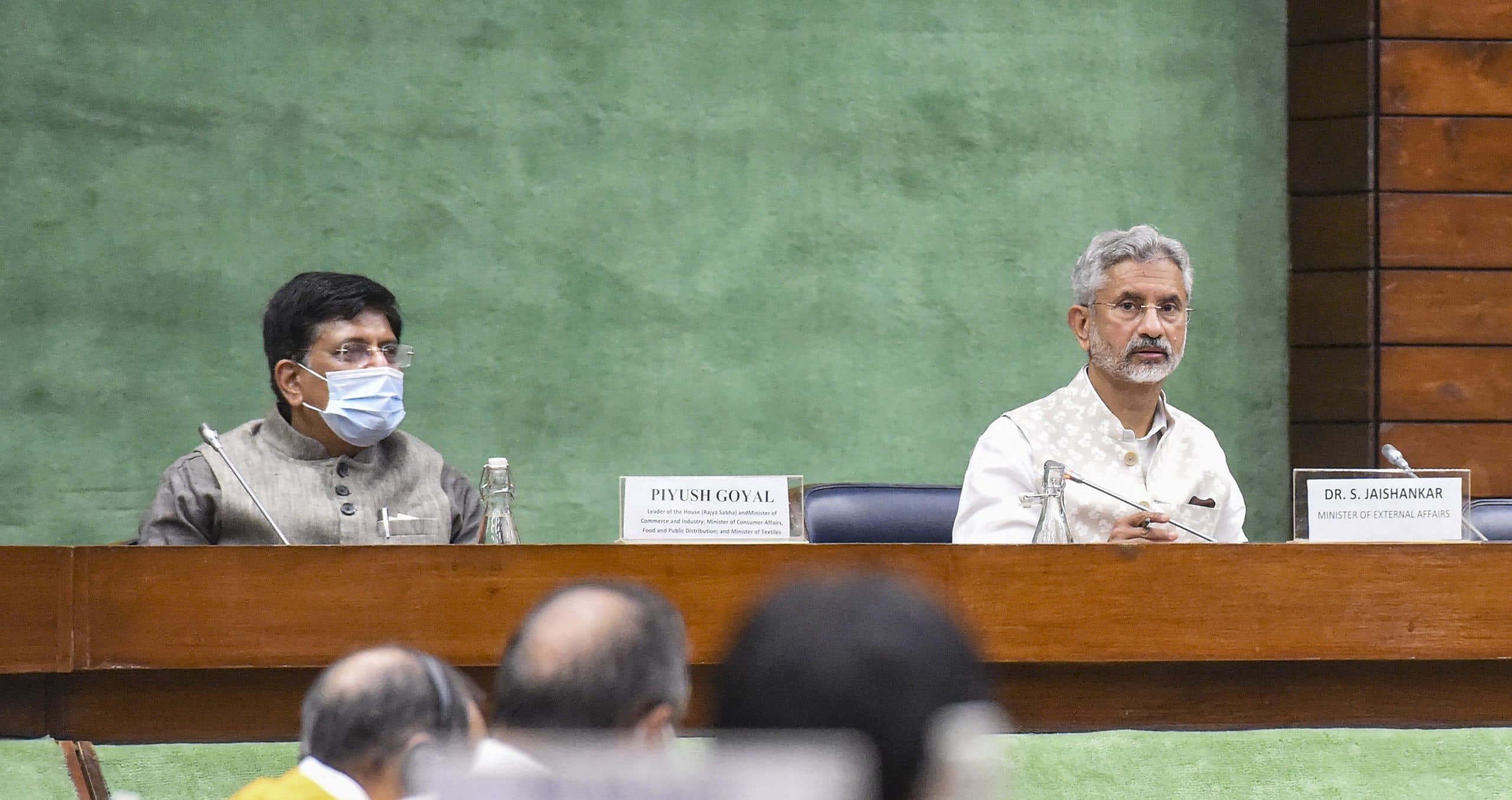 अफगान से भारतीयों को निकालना सर्वोच्च प्राथमिकता, सर्वदलीय बैठक में विदेश मंत्री ने कहा- तालिबान ने तोड़ा वादा