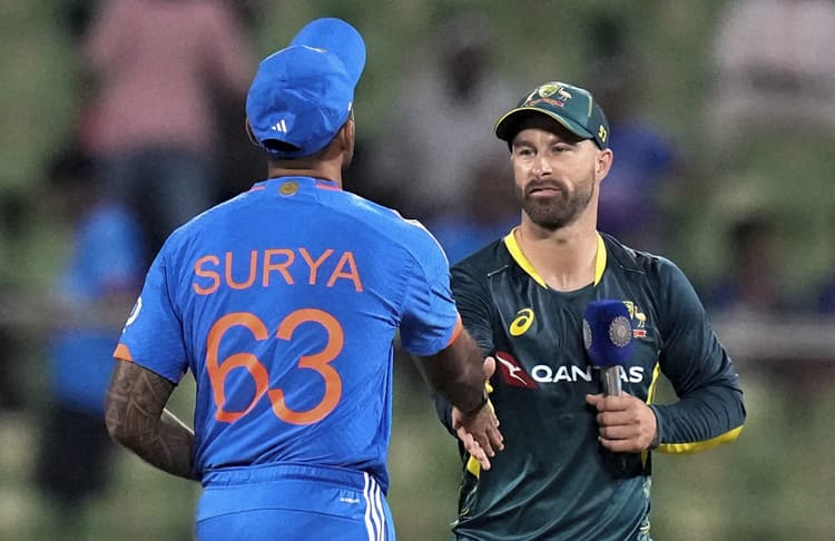 IND vs AUS 2nd T20: ऑस्ट्रेलिया ने जीता टॉस, पहले गेंदबाजी का फैसला, देखें दोनों टीमों की प्लेइंग XI