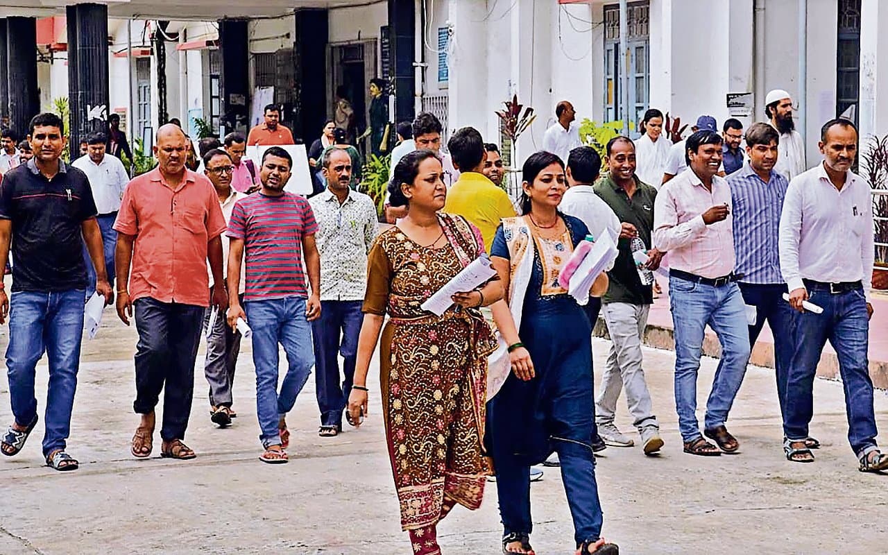 BPSC TRE 2: शिक्षक नियुक्ति परीक्षा के लिए रजिस्ट्रेशन करा चुके अभ्यर्थी हो रहे परेशान, BPSC से कर रहे ये मांग