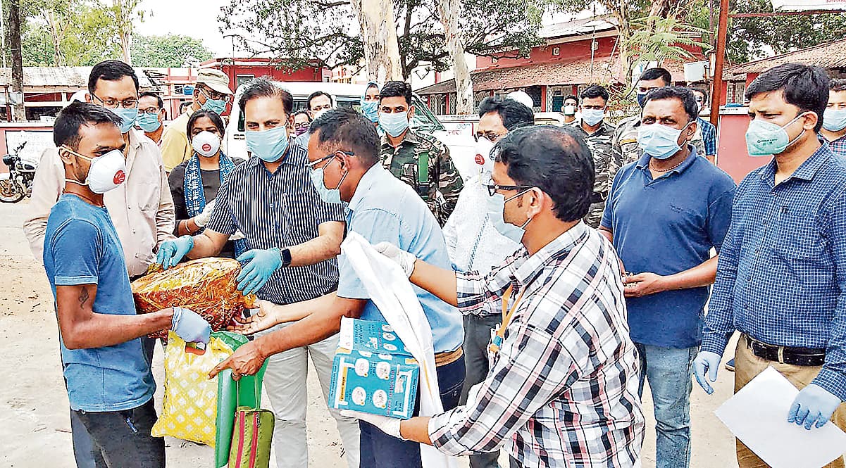 कोरोना के संक्रमण से मुक्त हुआ झारखंड का चतरा जिला, एकमात्र मरीज को मिली अस्पताल से छुट्टी