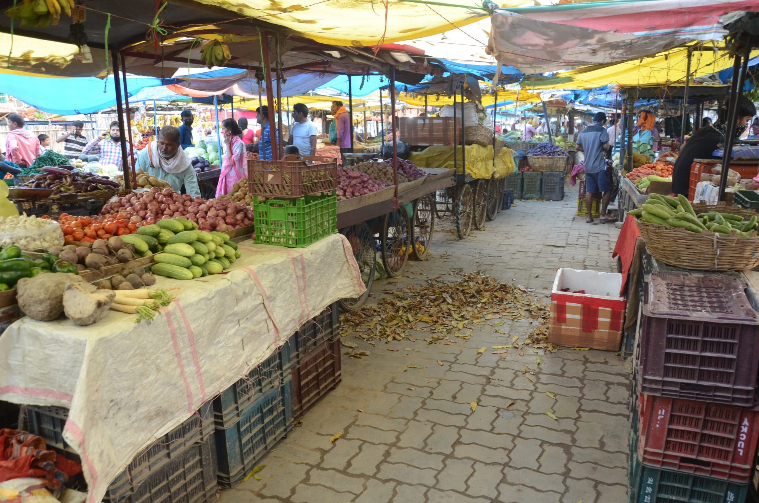 Bihar Lockdown: पटना में lockdown के नियम बदले, फल-सब्जी की दुकानों को भी करना होगा इन शर्तों का पालन...