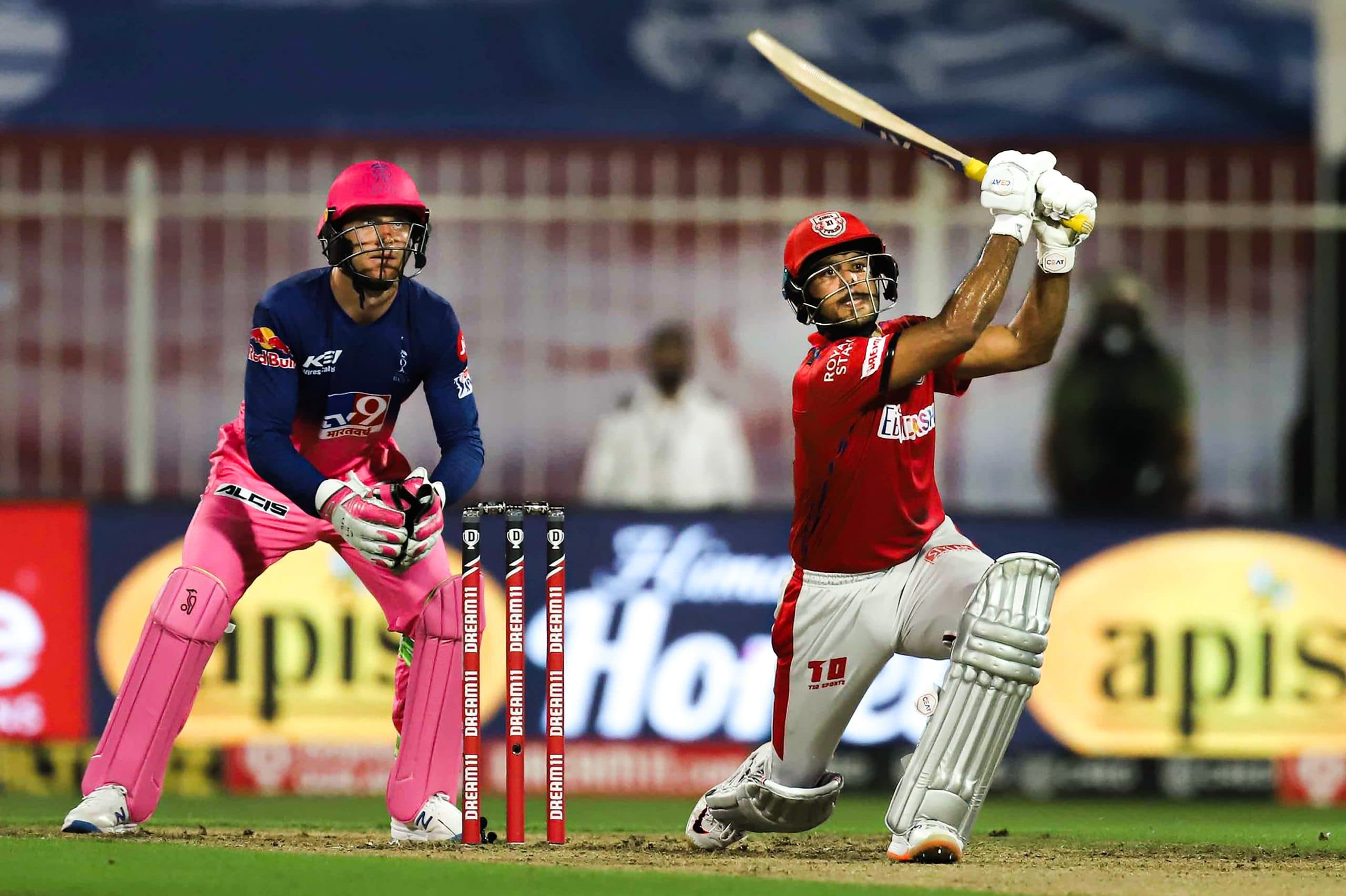 मयंक अग्रवाल ने आईपीएल में जमाया तेज शतक, जयसूर्या के रिकॉर्ड की बराबरी की