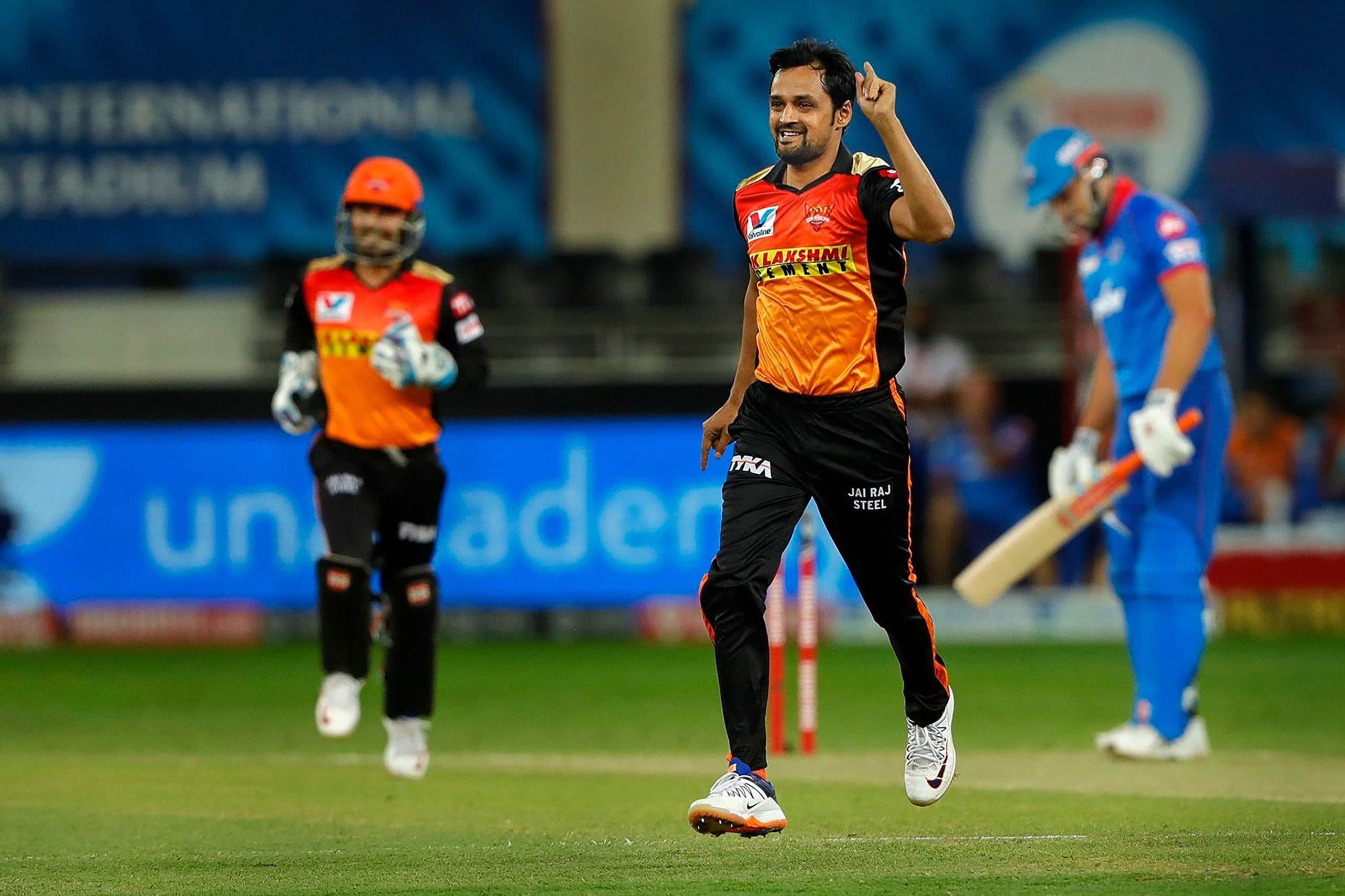 IPL 2020, SRH vs DC : साहा, वॉर्नर और राशिद ने सनराइजर्स को दिलायी दिल्ली पर 88 रनों की धमाकेदार जीत