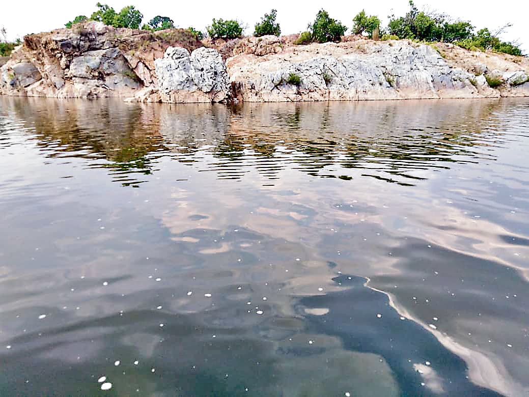 Ramgarh : नहाने योग्य नहीं था, अब पीने लायक हुआ दामोदर व भैरवी का पानी, जहरीली हवा से मिली मुक्ति, बीमारी भी हुई कम