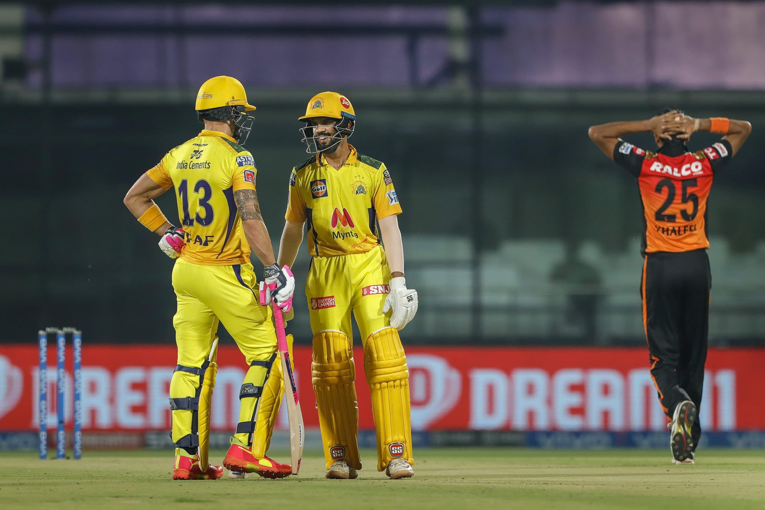 आईपीएल 2021 के बाकी बचे मैच इंग्लैंड में खेले जाएंगे ?