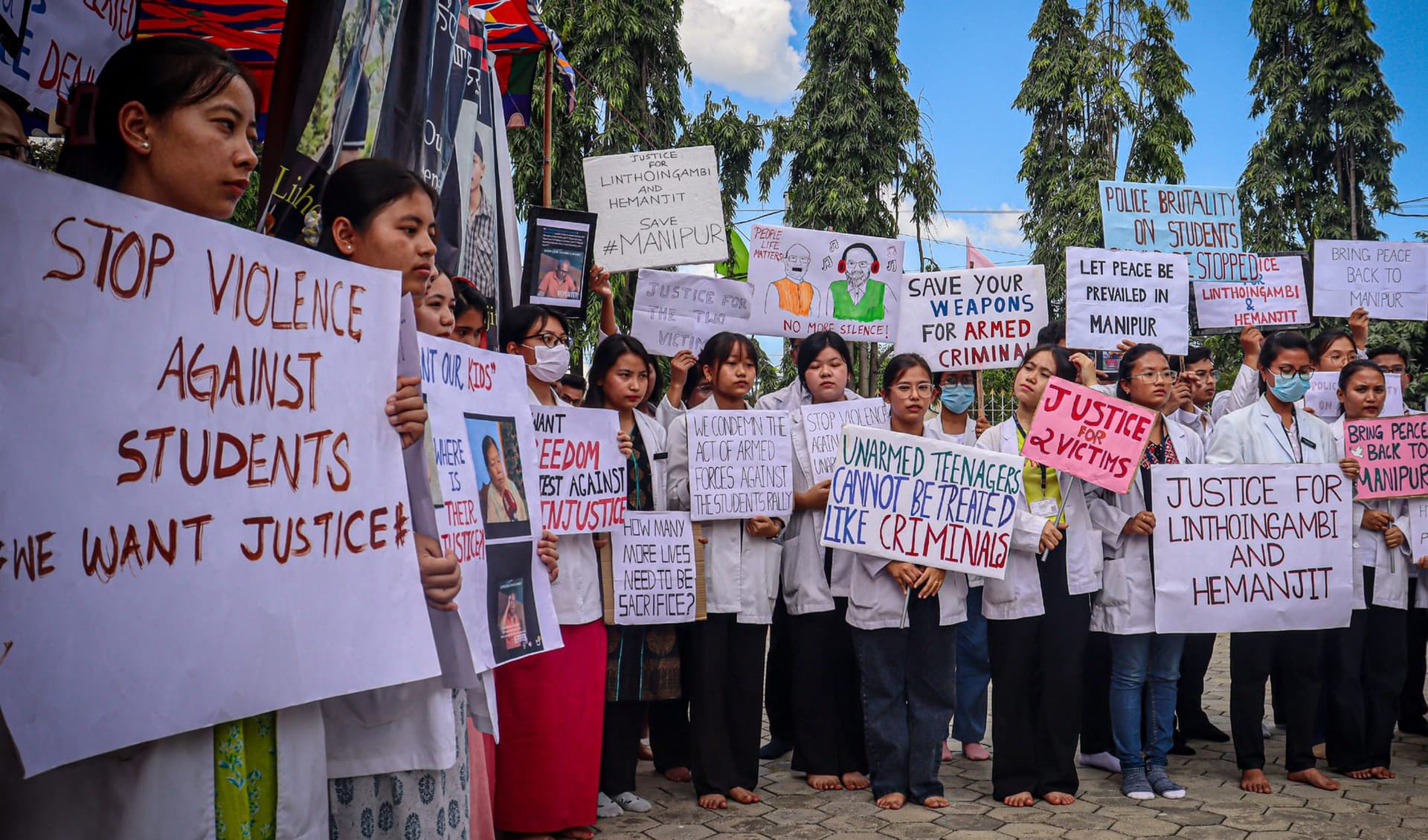 Manipur Violence: किसने की छात्र-छात्रा की हत्या? अबतक चार गिरफ्तार, मणिपुर से बाहर ले गई सरकार