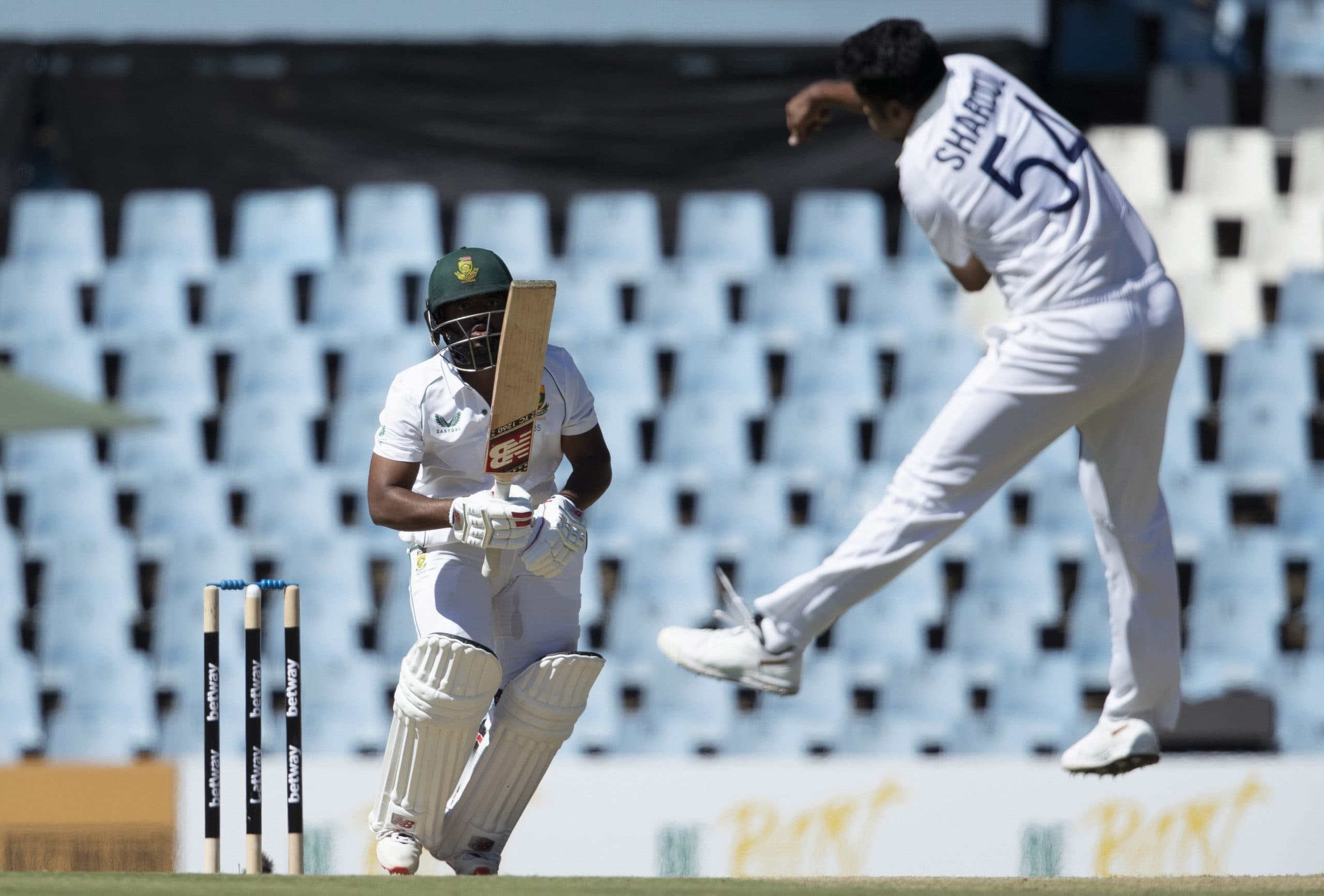 मोहम्मद शमी दुनिया के टॉप तीन गेंदबाजों में एक, सेंचुरियन टेस्ट जीतने के बाद विराट कोहली ने की तारीफ