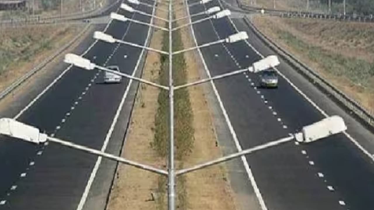 नये एक्सप्रेस-वे से रांची की दूरी 100 किलोमीटर होगी कम : विधायक अनंत ओझा