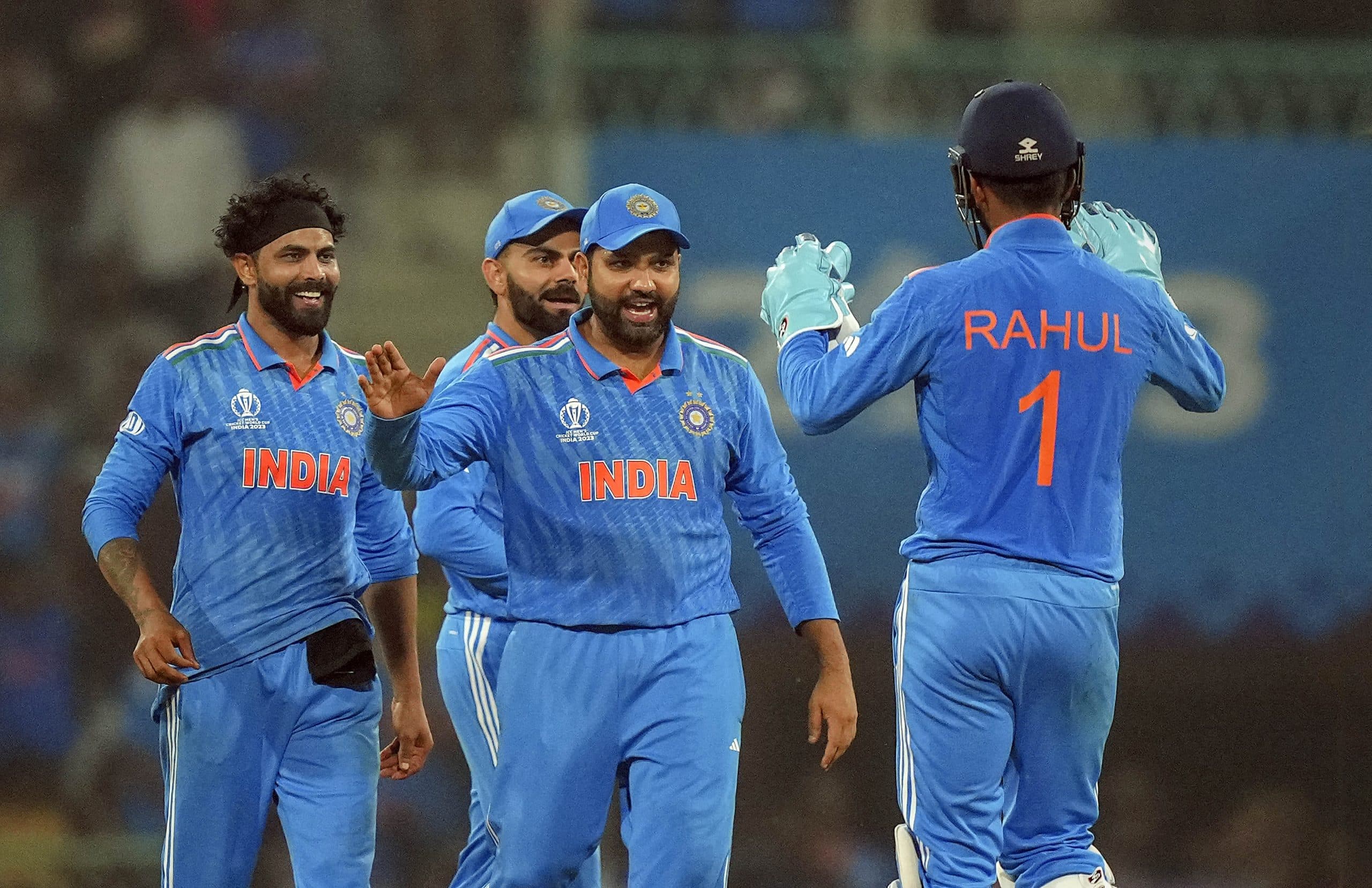 टीम इंडिया ने 20 साल बाद वर्ल्ड कप में इंग्लैंड को चटाई धूल, रोहित, सूर्या के बाद गेंदबाजों ने किया कमाल