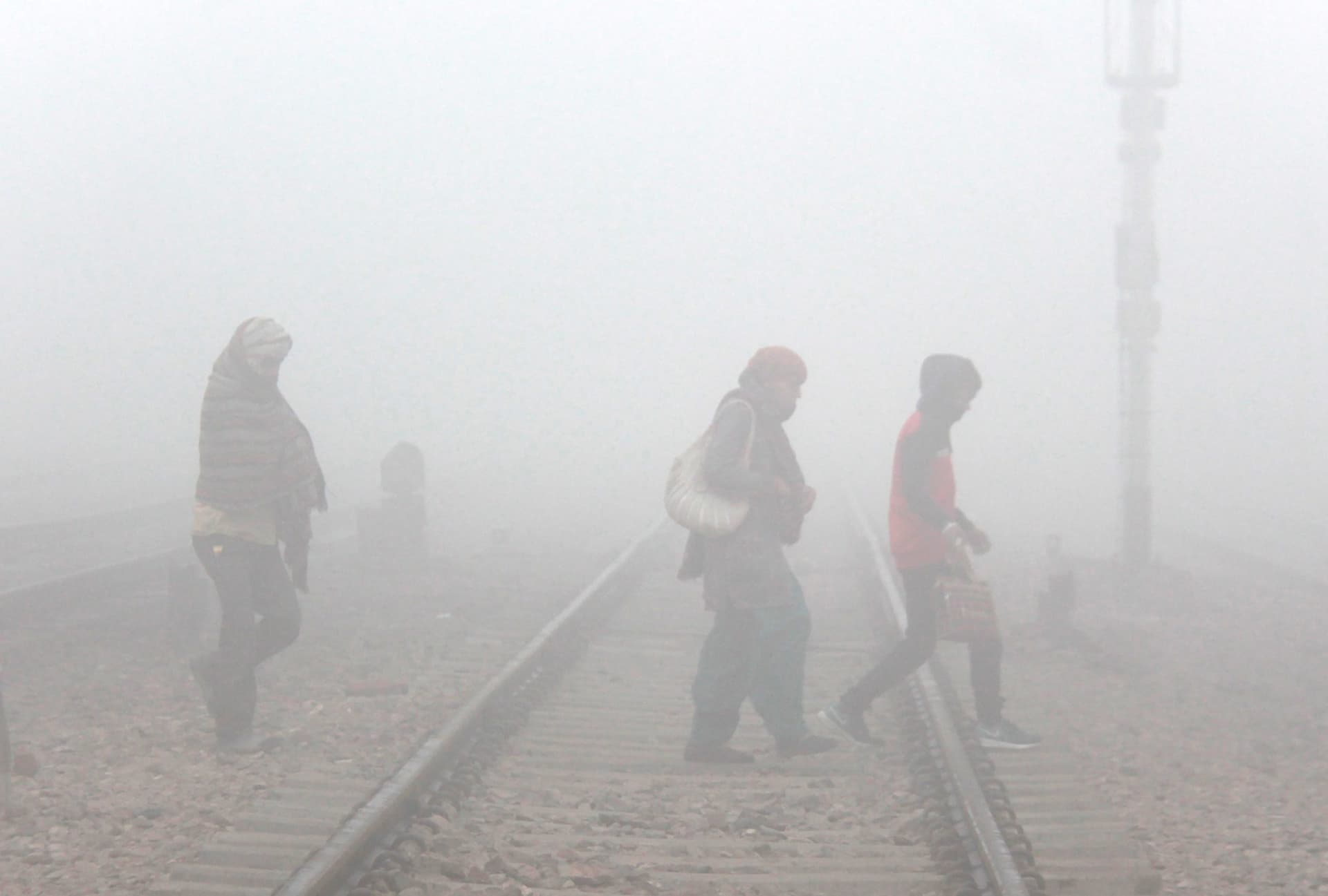Weather Forecast Updates: यूपी-दिल्ली-बिहार सहित इन राज्यों में बारिश, गिरेंगे ओले, येलो अलर्ट जारी