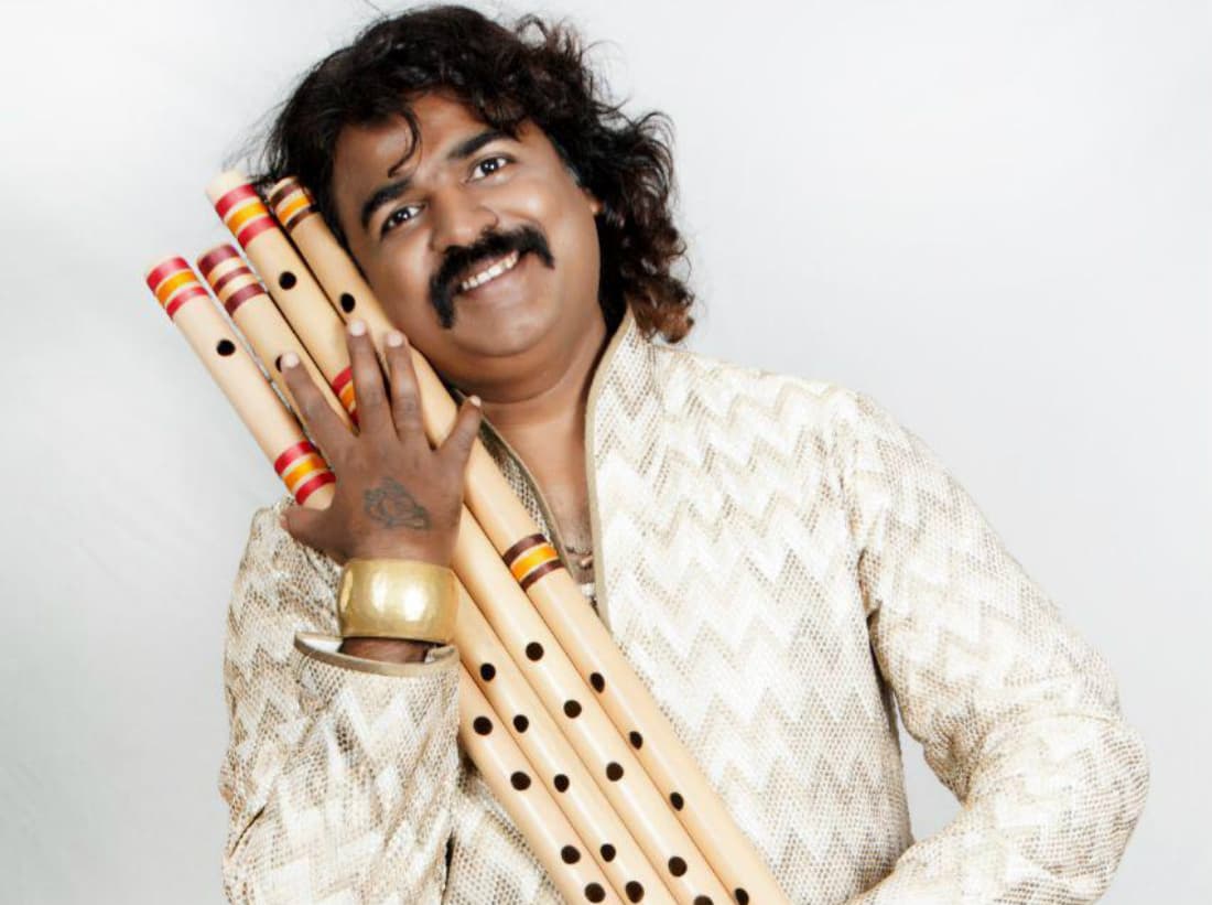 लॉकडाउन के दौरान पंडित प्रवीण गोडखिंडी ने बना डाली ‘ऑल्टो बांसुरी’