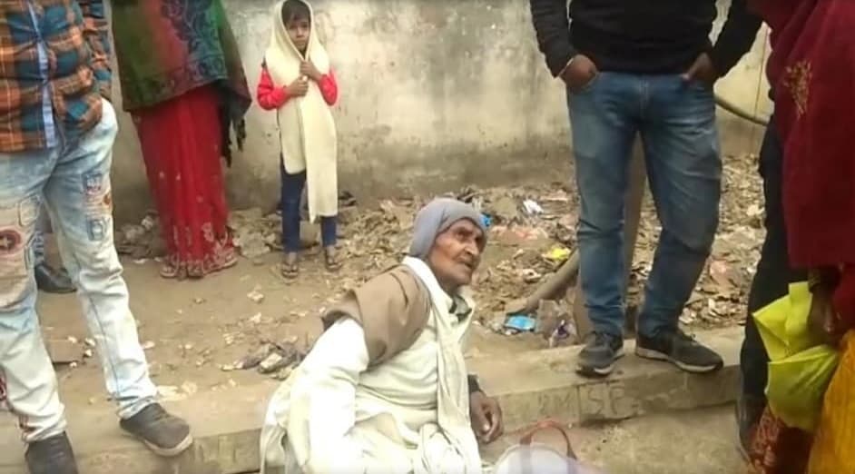 बेटी से मिलने आये बुजुर्ग पिता की जेल गेट पर सिपाही ने की बेरहमी से पिटाई, कूल्हे की हड्डी टूटी