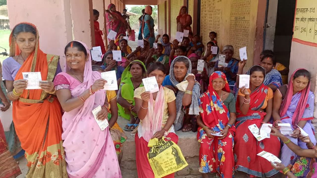 Jharkhand Panchayat Chunav Live: झारखंड पंचायत चुनाव के दूसरे चरण में पश्चिमी सिंहभूम में 60 फीसदी वोटिंग