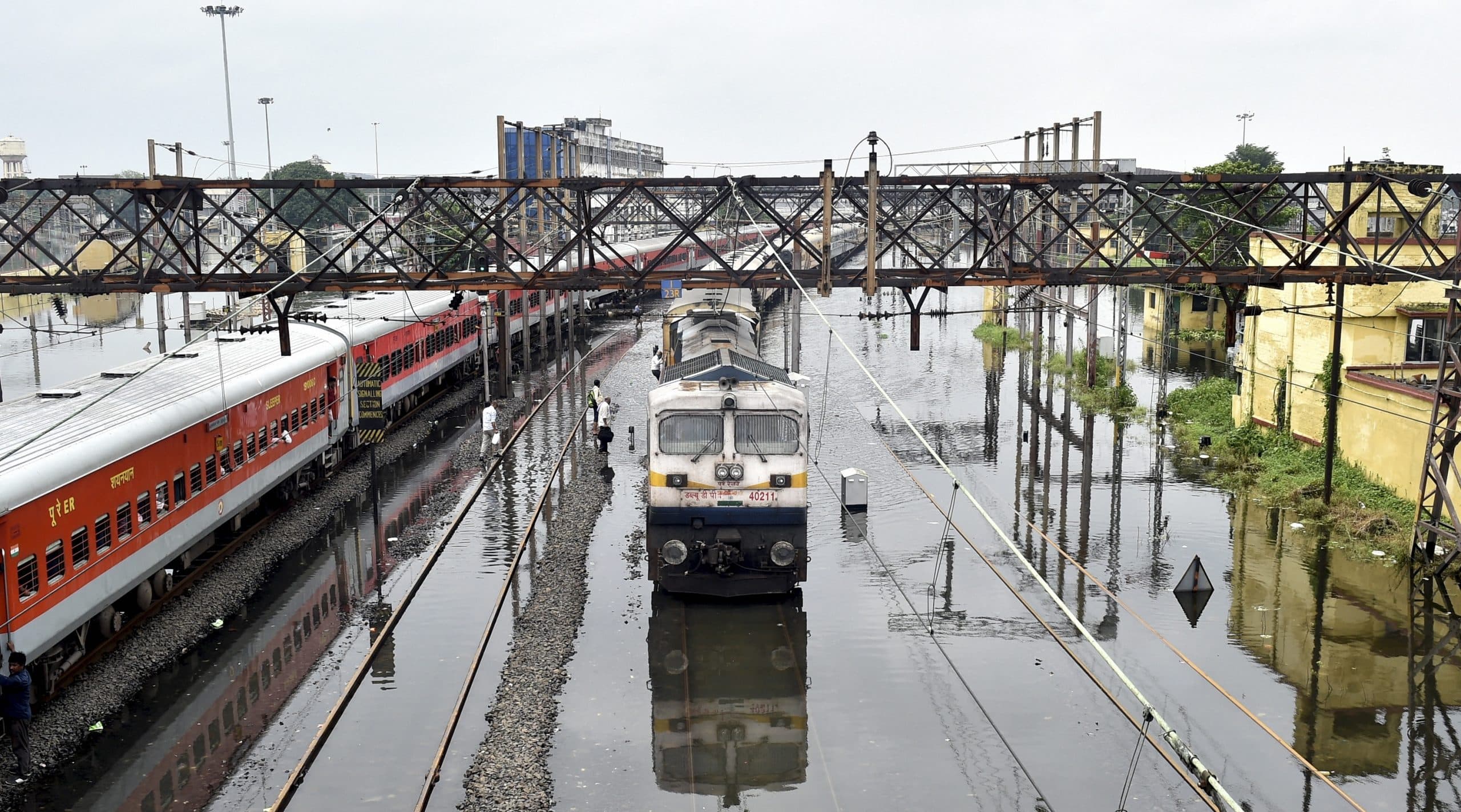 Indian Railway: आज रद्द रहेगी 159 ट्रेनें, यात्रा से पहले पढ़ लें जरूरी खबर, यहां देखें पूरी लिस्ट