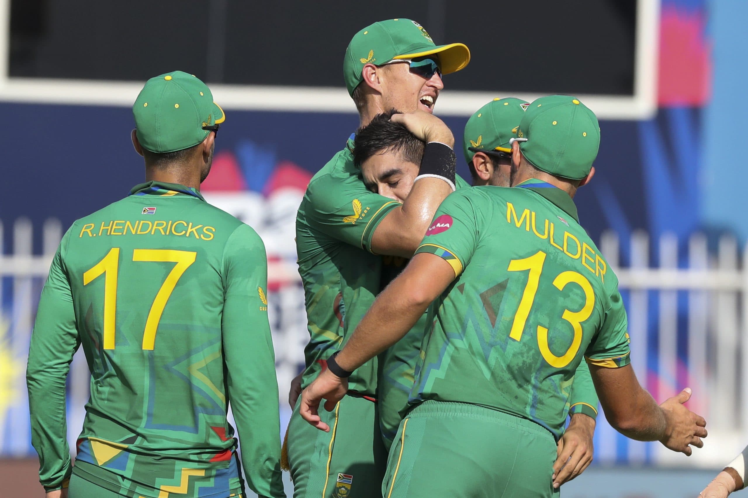 SA vs SL T20 WC: डेविड मिलर ने जड़े लगातार दो छक्के, आखिरी ओवर में 4 विकेट से जीता साउथ अफ्रीका