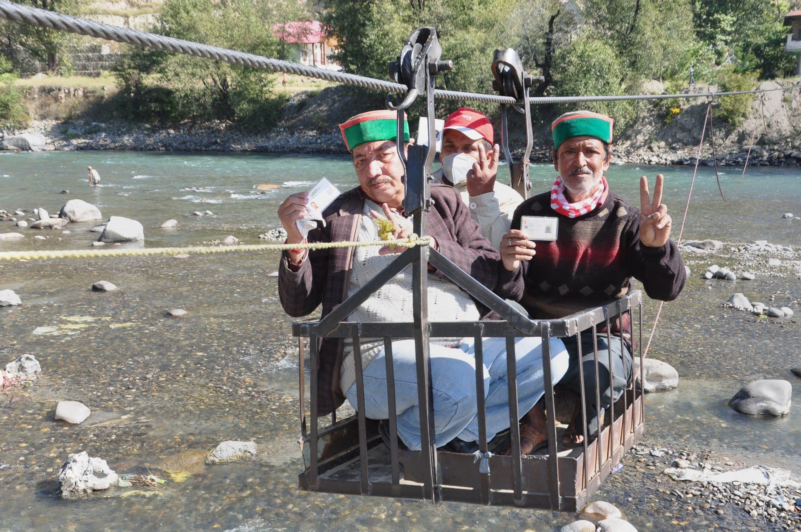 उपचुनाव: 13 राज्यों की 29 विधानसभा और 3 लोकसभा सीटों पर 50 से 75 प्रतिशत तक मतदान