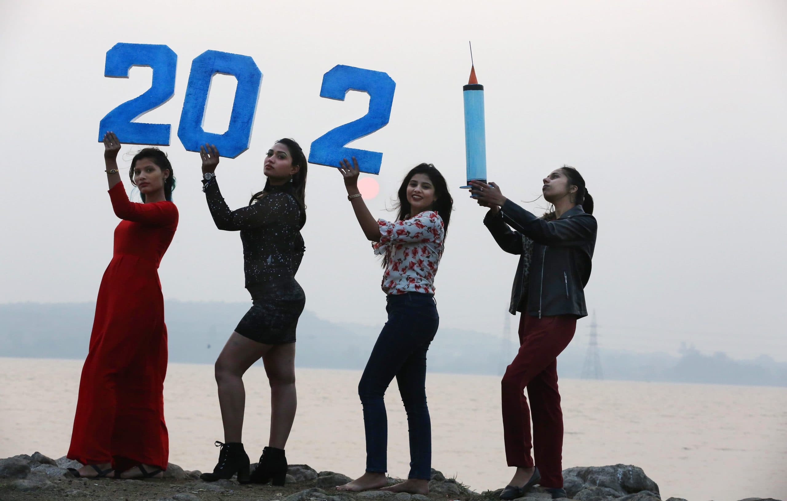 New Year Celebration Guidelines : नाइट कर्फ्यू का उल्लंघन करने पर सीधे जेल, नये साल का जश्‍न मनाने से पहले पढ़ लें ये जरूरी खबर