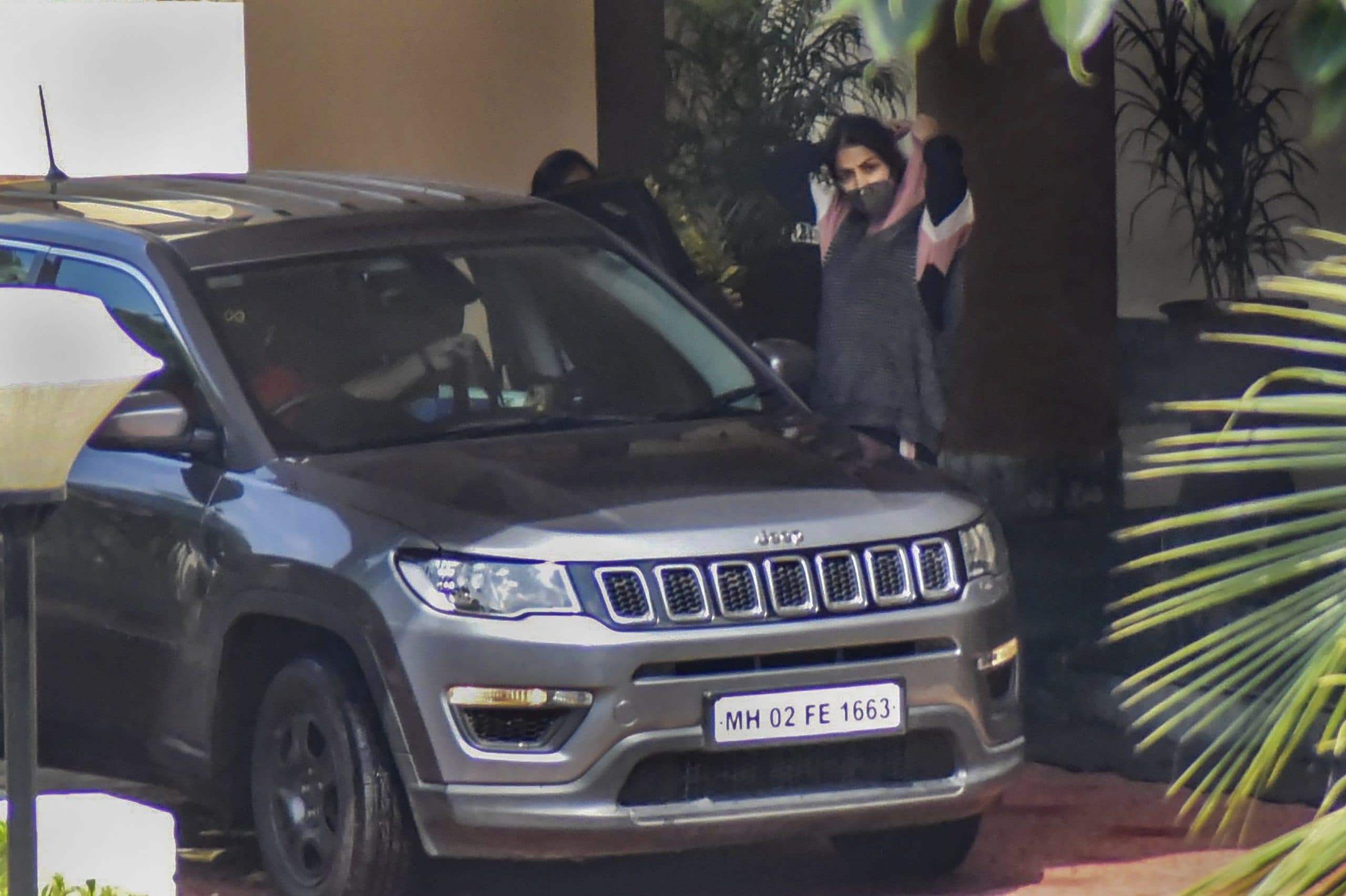 रिया चक्रवर्ती के कितने राज? सीबीआई ने सोमवार को भी 9 घंटे की पूछताछ