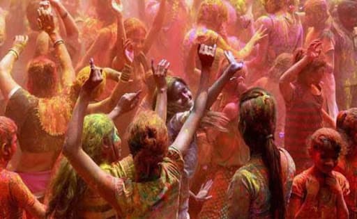 रिम्स का स्टॉक भी डगमगाया : सेनेटाइजर की जगह स्पिरिट का उपयोग करने की सलाह, मास्क का वितरण भी सीमित