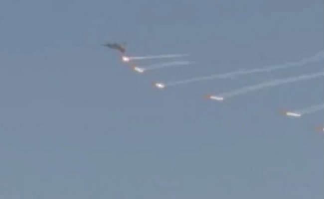 Air Force Day 2020, Indian Air Force: एयरफोर्स डे की जोर शोर से तैयारी, विमानों ने दिखाये करतब, हवा में की आतिशबाजी