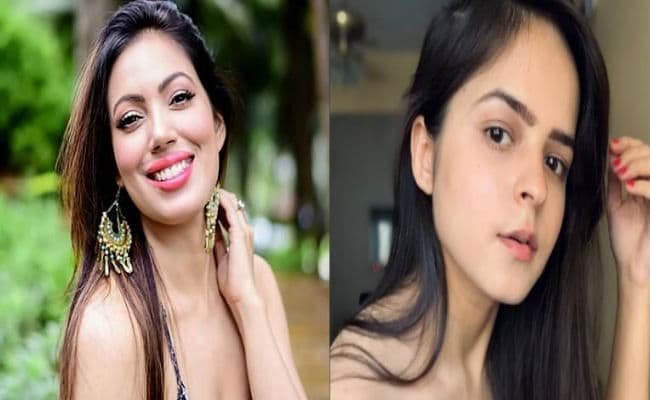Taarak Mehta Ka Ooltah Chashmah : 'बबीता जी' ने हॉट अंदाज से जीता फैंस का दिल,
भिड़े की बेटी 'सोनू' शिमरी ड्रेस में दिखीं काफी दिलकश