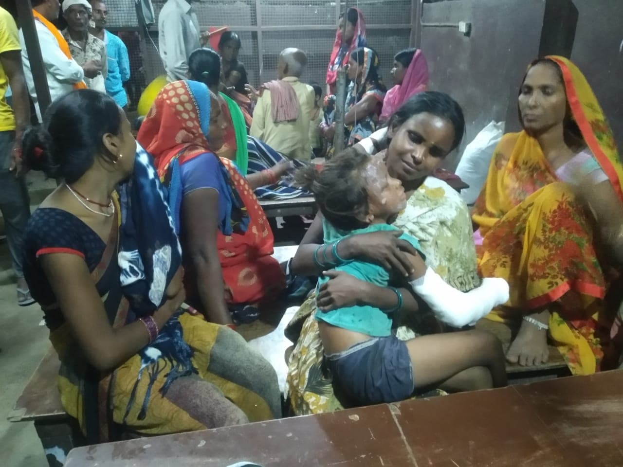 राजधानी पटना के नौबतपुर में रसोई गैस में आग लगने से एक ही परिवार के पांच झुलसे