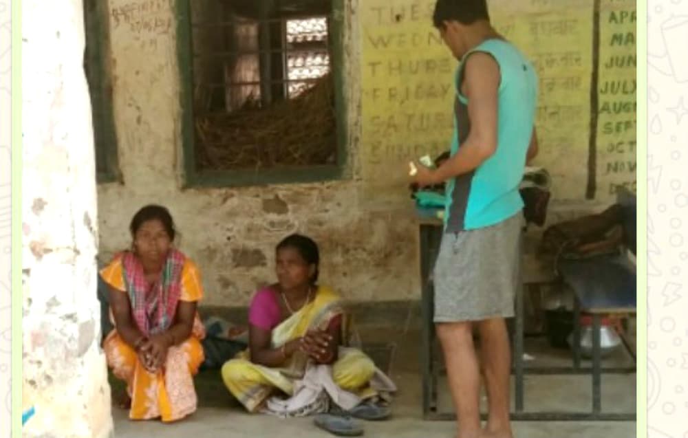 कोरेंटिन सेंटर में महिला ने दिया बच्चे को जन्म, कोरोना के डर से कोई भी नहीं गया देखने