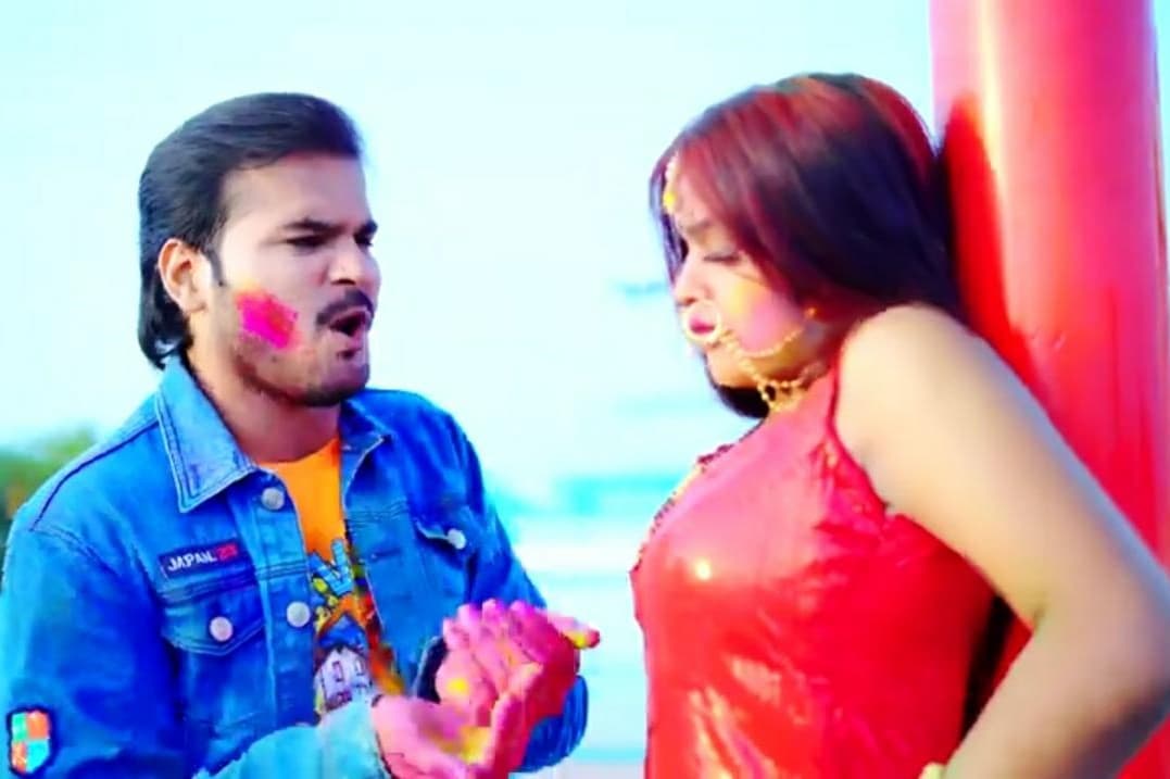 अरविंद अकेला कल्लू ने बताया सच, इस कारण कह रहे थे ‘रंगवाना ही नहीं था तो बुलाई काहेला’