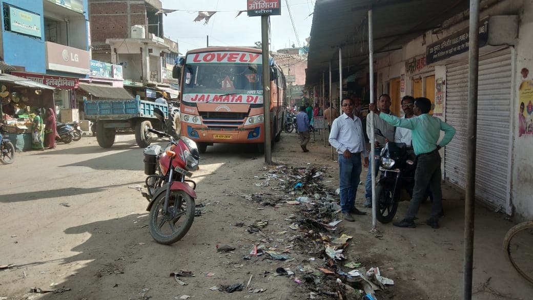 बड़कागांव में  महामारी एक्ट का पालन नहीं