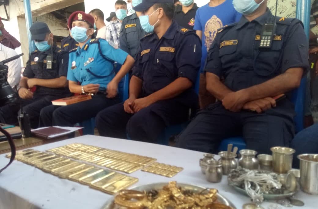 ‍Bihar Chunav 2020: BJP उम्मीदवार के भाई के घर नेपाल पुलिस का छापा, करोड़ों का सोना-चांदी जब्त