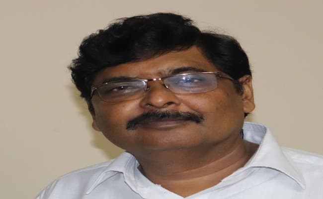 वरिष्ठ पत्रकार डॉ विष्णु राजगढ़िया आम आदमी पार्टी में हुए शामिल