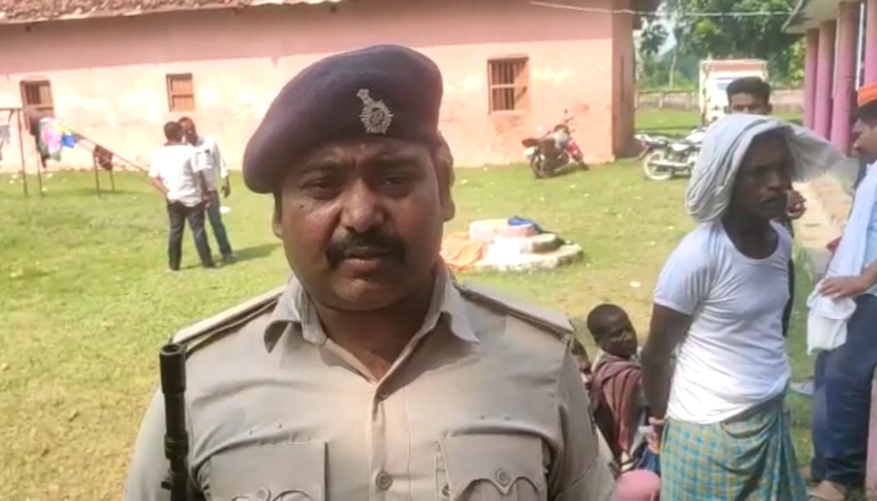 बिक्रम में मतदान के दौरान पुलिस से राइफल लूटने की कोशिश की, दो हिरासत में