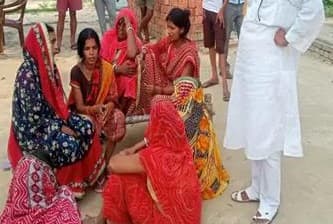 सारण में खून से लथपथ मिला युवक का शव, सिर में लगी थी गोली, शराब माफिया पर शक