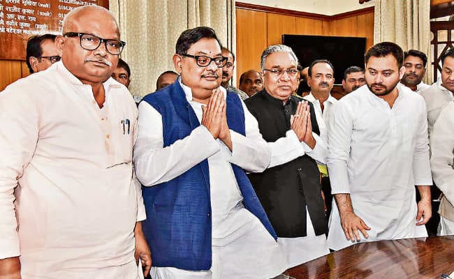 अरबपति कारोबारी अमरेंद्र धारी सिंह और सांसद प्रेमचंद गुप्ता बने राज्यसभा के राजद उम्मीदवार