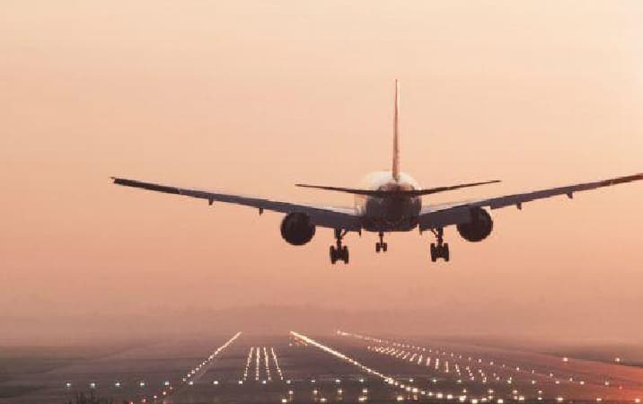 दक्षिण अफ्रीकी स्ट्रेन को लेकर भारत सरकार अलर्ट, नागरिक उड्डयन मंत्रालय ने अंतरराष्ट्रीय आगमन के लिए जारी किए नए दिशानिर्देश