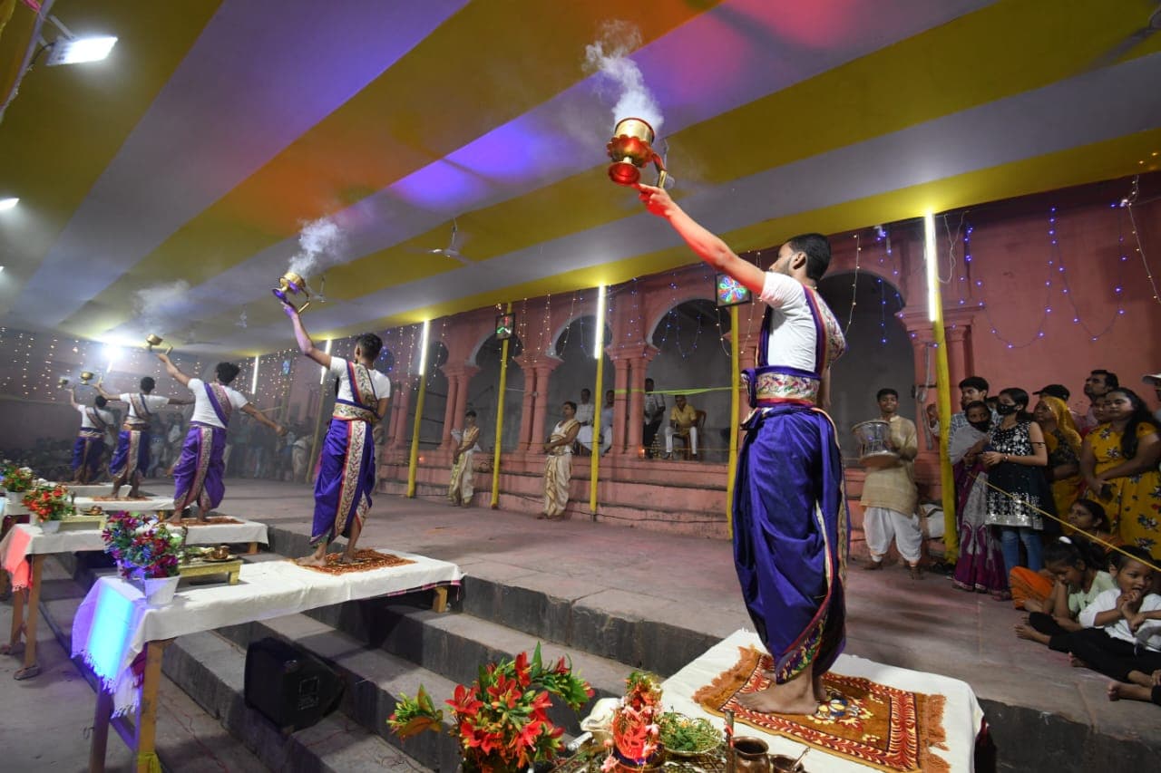 Pitru Paksha 2022: श्राद्ध विधि, अनुष्ठान और पिंडदान का महत्व सब कुछ यहां जानें, पूरी दुनिया में है महत्व