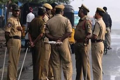 जुआ खेलते पकड़े गए सीएम आवास में कार्यरत पुलिसकर्मी, बाबूलाल मरांडी ने किया ट्वीट, मुख्यमंत्री पर साधा निशाना