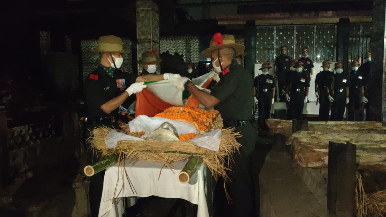 शत् शत् नमन : शहीद प्रमोद कुमार मिश्र की शहादत को पूरा देश कर रहा है सलाम