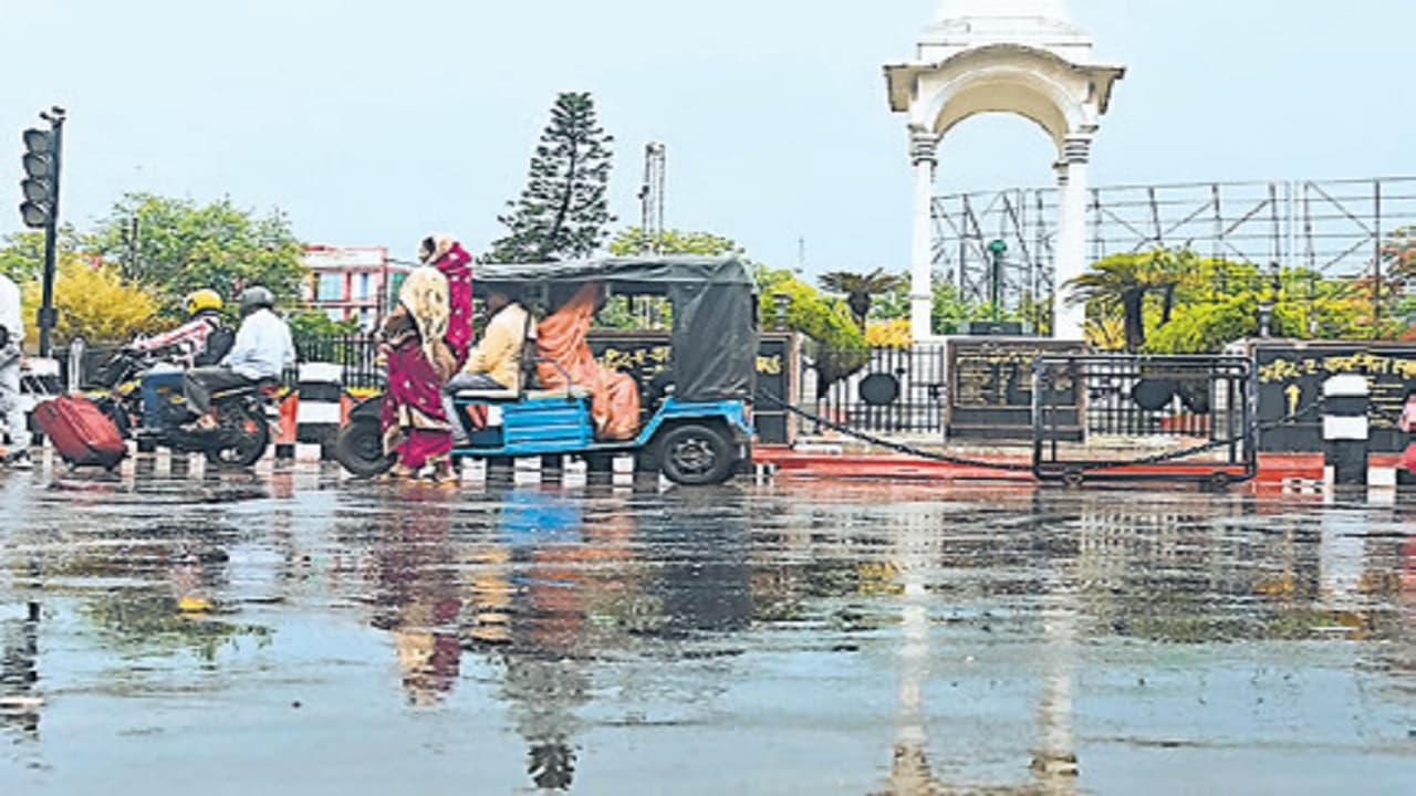 Bhojpuri Navratri Songs: भोजपुरी के नवरात्रि पर यह भक्ति गीत कर देगी मां दुर्गा को प्रसन्न, बरसेगी मां की कृपा