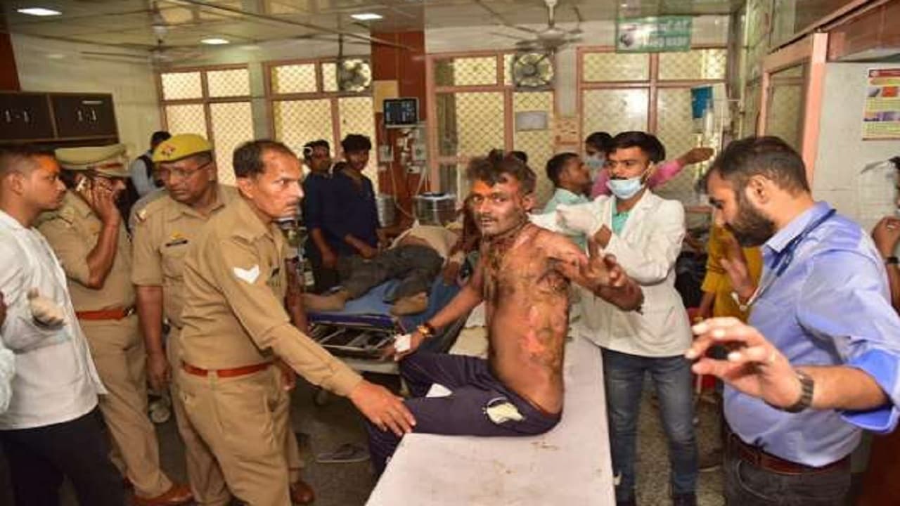 मुख्यमंत्री आवास पर उन्नाव के युवक ने किया आत्मदाह का प्रयास, अस्पताल में भर्ती, मामले की जांच में जुटी पुलिस