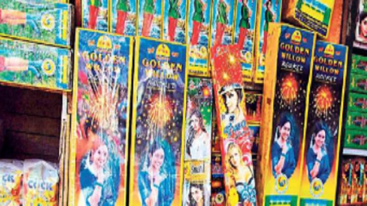 पटना में अधिक क्षमता वाले पटाखे जलाने पर रोक,रात 8 से 10 बजे तक जला सकेंगे ग्रीन पटाखा, दिशा-निर्देश जारी