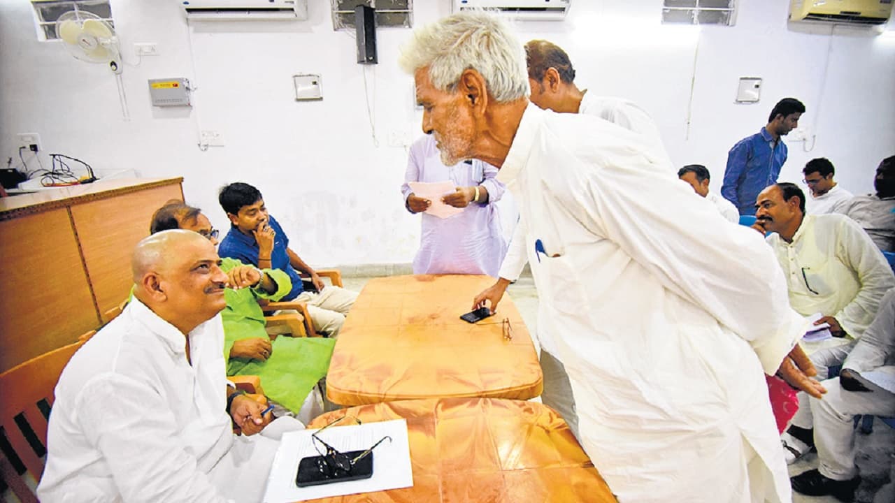 आई हॉस्पिटल प्रबंधन पर बड़ी कार्रवाई की तैयारी, सौंपी गयी जांच रिपोर्ट का अध्ययन कर रहा स्वास्थ्य विभाग