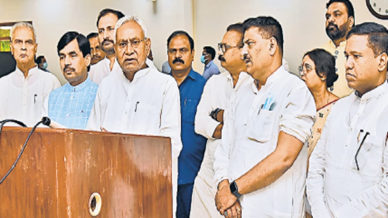 एक-दूसरे से झगड़ने का पूजा पद्धति से कोई संबंध नहीं, CM नीतीश बोले-सभी को अपने धर्म का पालन करने की आजादी