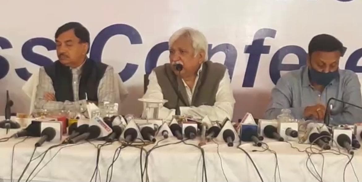 Assembly Election 2021: बंगाल में हिंसा, कोरोना की स्थिति और संवेदनशील बूथों को लेकर आयोग सतर्क, सीईसी की फुल टीम ने बताई अहम बातें