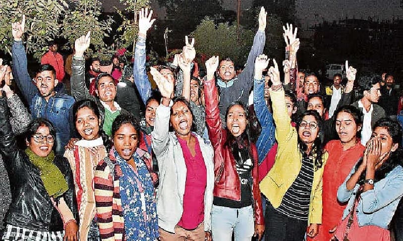 Coronavirus के कारण 154 करोड़ छात्रों की पढ़ाई का नुकसान, यूनेस्को की रिपोर्ट में खुलासा