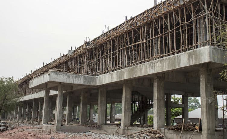 कोरोना जांच की फर्जी रिपोर्ट बनाने वाले लैब की जगह चश्मे की मिली दुकान, सेंटर सील करने गयी जांच टीम हैरान