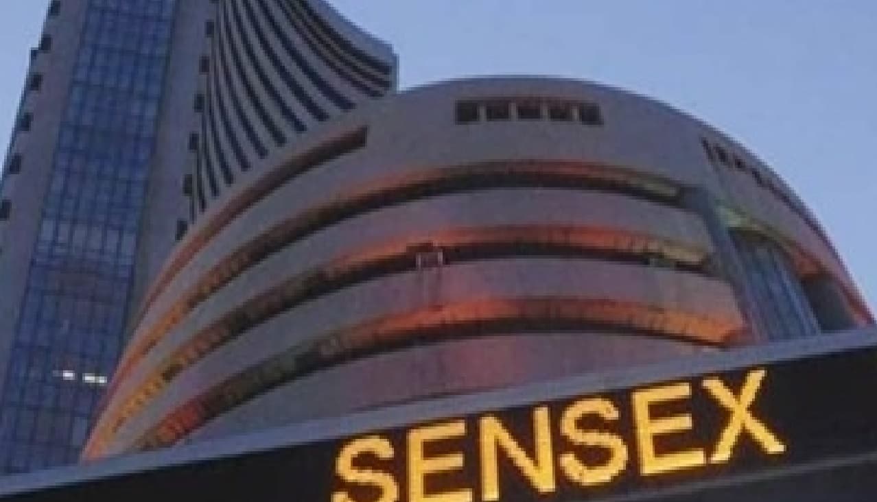 अमेरिका ने अपनी नयी एडवाइजरी में माना कि भारत में कोरोना का कम खतरा