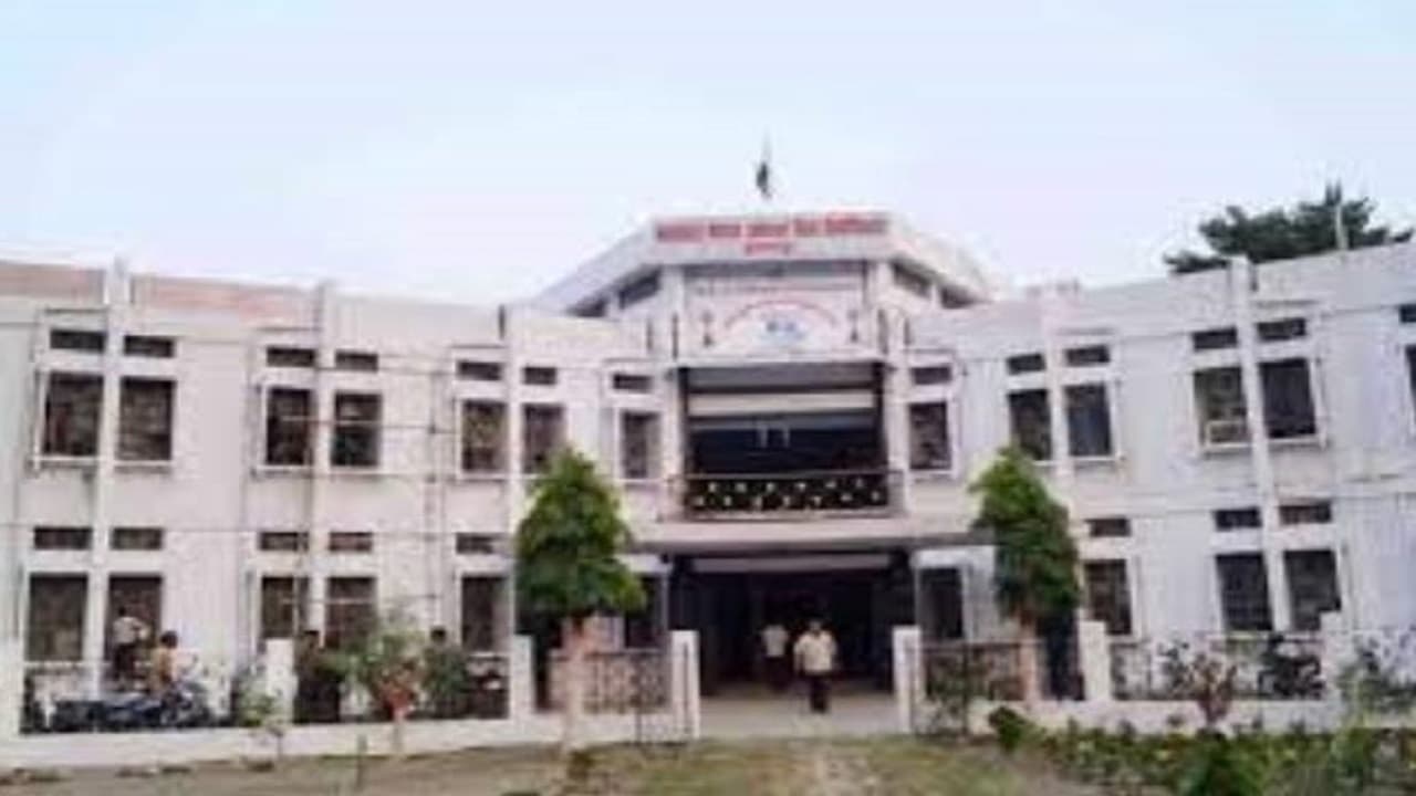 एडमिट कार्ड नहीं मिला तो डाउनलोड कर छात्र को देंगे प्राचार्य, पीजी में रिक्त सीटों पर होगा ऑनस्पाट नामांकन