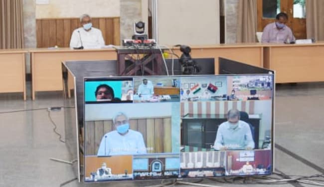 एससी-एसटी के सभी लंबित मामलों का 20 तक करें निष्पादन, लापरवाही करनेवालों पर कार्रवाई : नीतीश कुमार